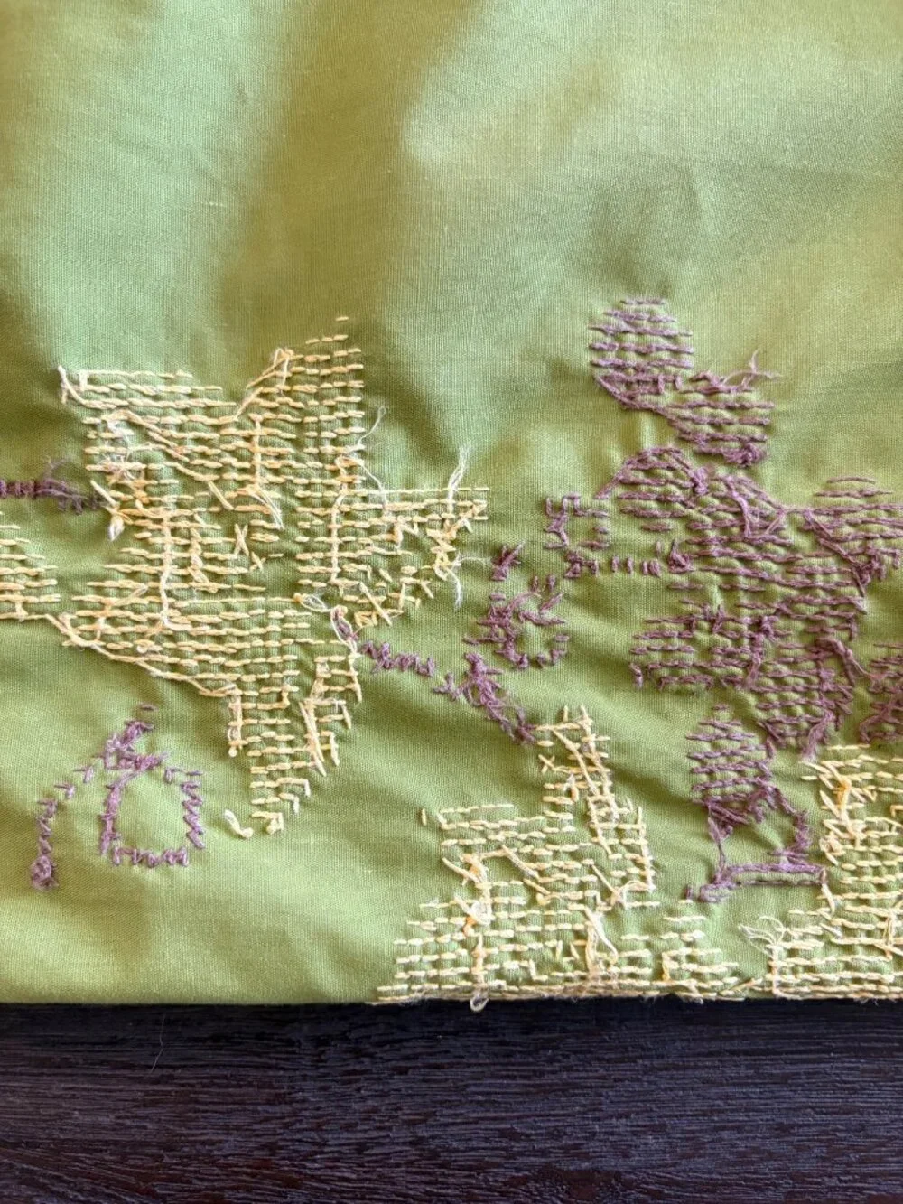 Vtg Hand Embroidered Avocado Green Tablecloth Oval 82 x 56 MCM Grapevine